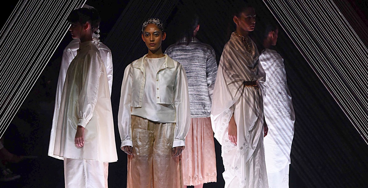 Khadi's Modern Makeover at Lakm Fashion Week | The Voice Of Fashion Khadi's Modern Makeover at Lakm Fashion Week | The Voice Of Fashion